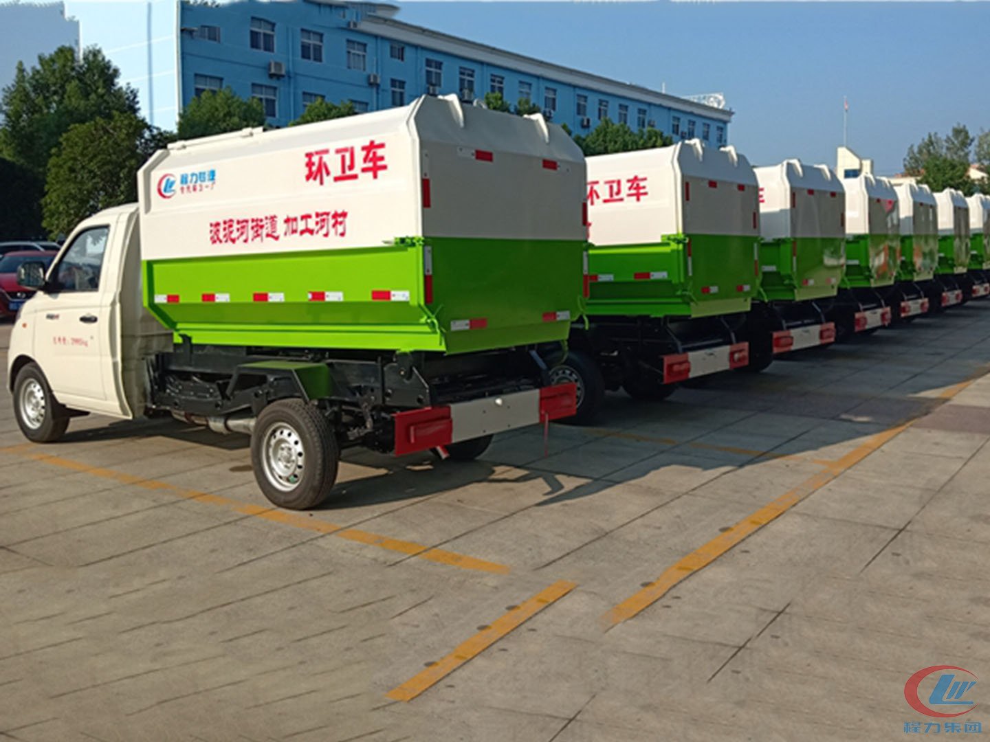 mg不朽情缘官网集团国六福田挂桶垃圾车批量发车