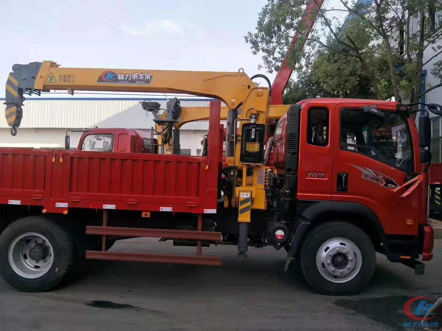 mg不朽情缘官网重汽王牌随车吊