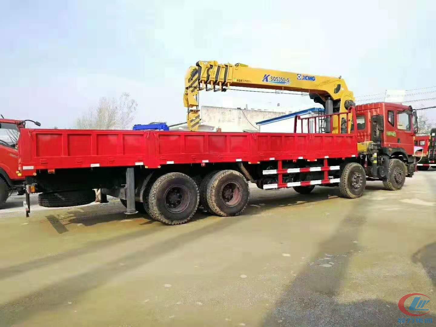 湖北mg不朽情缘官网东风特商16吨随车吊侧面图