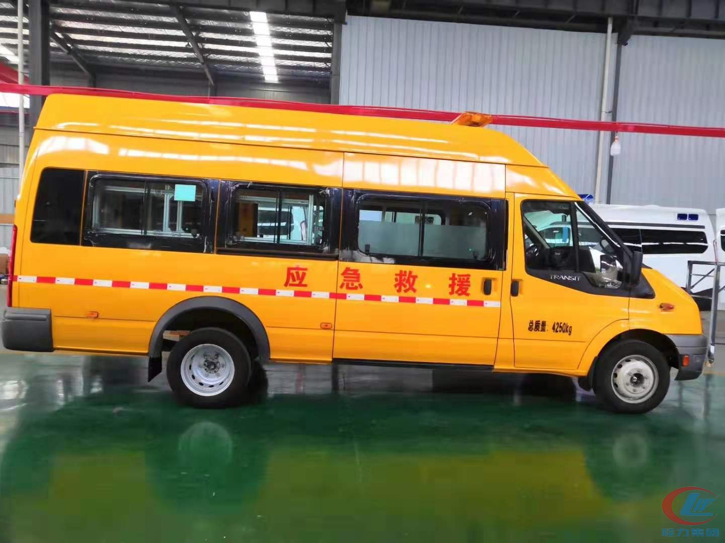 福特新时代客运版救护车，福特应急救援车