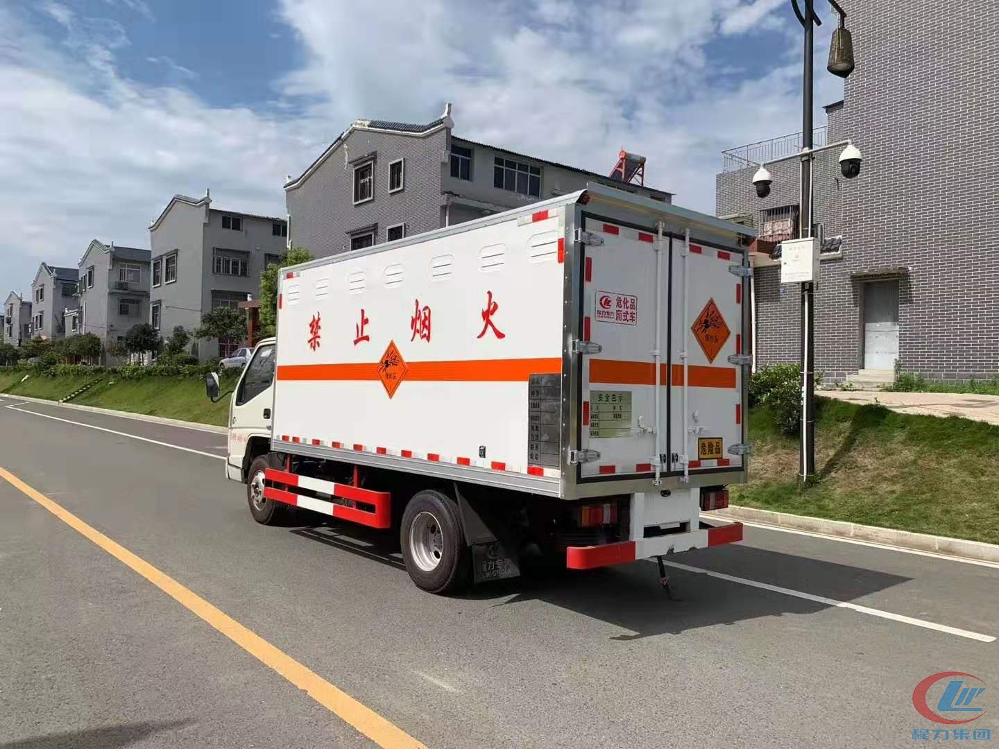 国六江铃危险品运输车，江铃国六防爆车