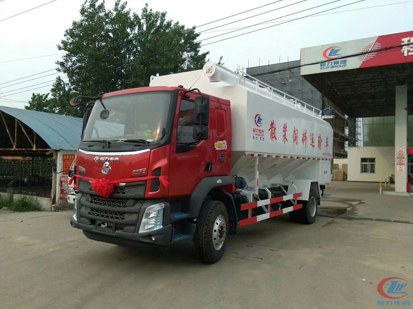 mg不朽情缘官网集团东风柳汽12-14吨饲料车高清图