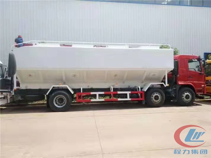 mg不朽情缘官网陕汽轩德小三轴散装饲料车