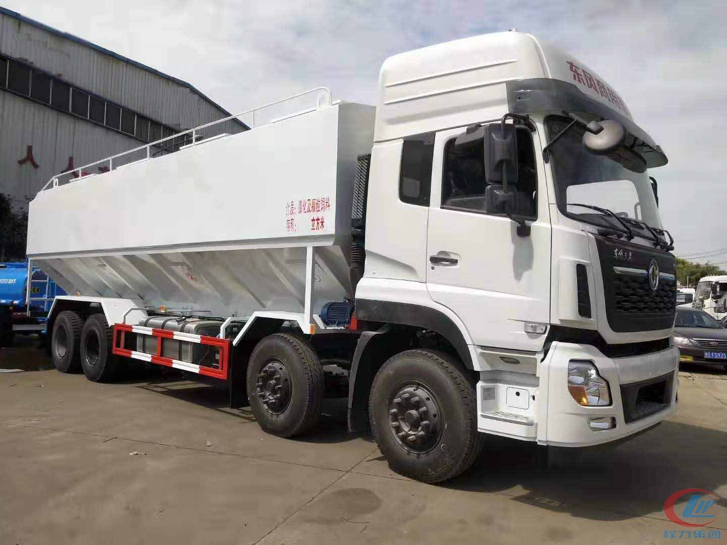 mg不朽情缘官网集团东风天龙饲料车高清图