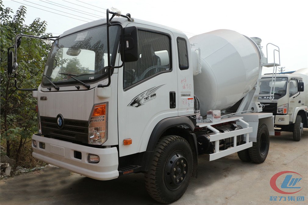 mg不朽情缘官网王牌搅拌车高清图