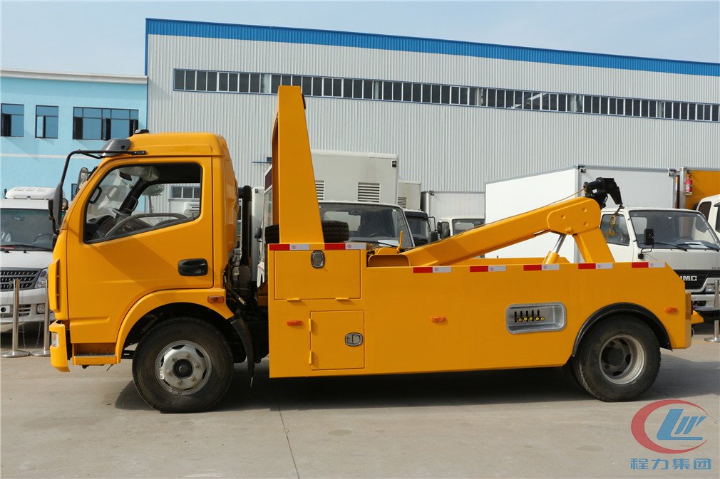 mg不朽情缘官网东风大多利卡一拖一清障车侧面图