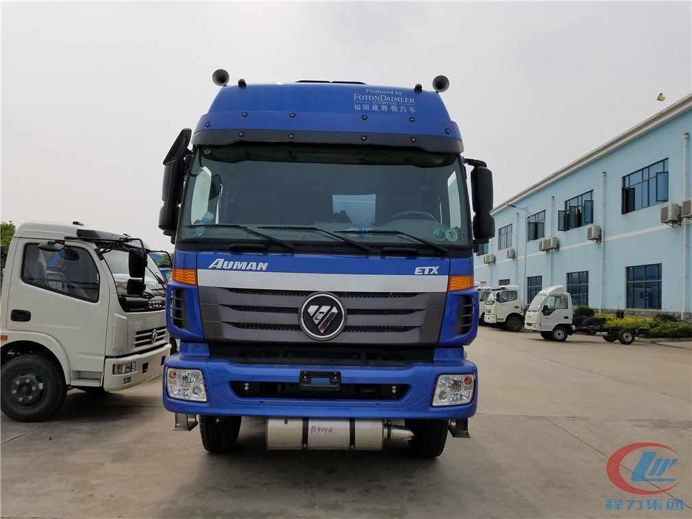 mg不朽情缘官网福田欧曼前四后八(25方)运油车正面图