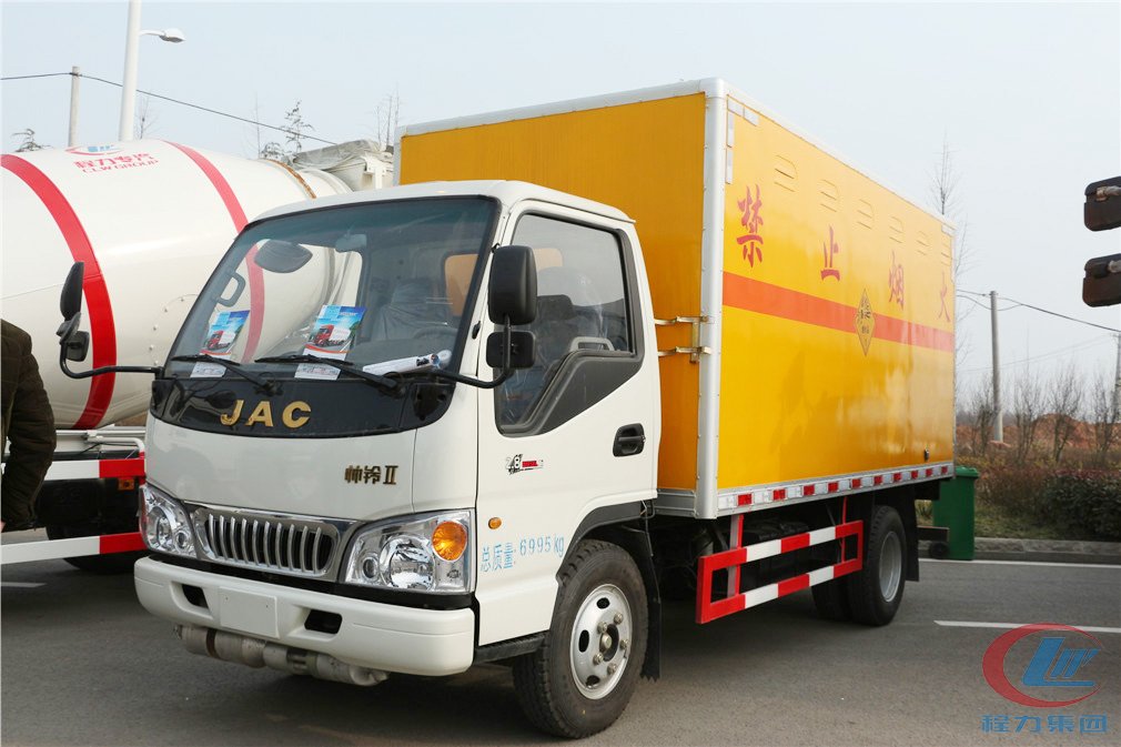 mg不朽情缘官网江淮帅铃爆破器材运输车侧面图