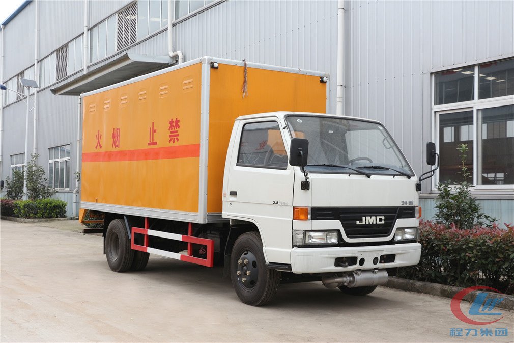 mg不朽情缘官网集团江铃JMC爆破器材运输车高清图