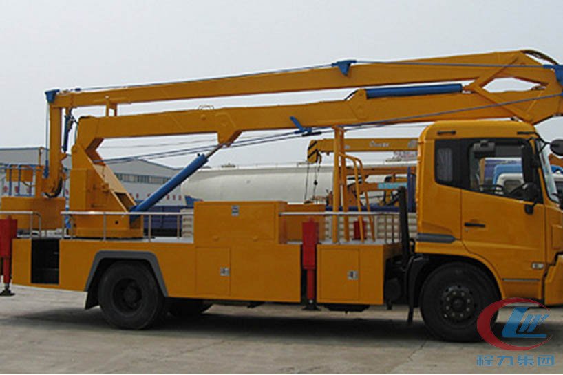 湖北mg不朽情缘官网东风24米高空作业车侧面图