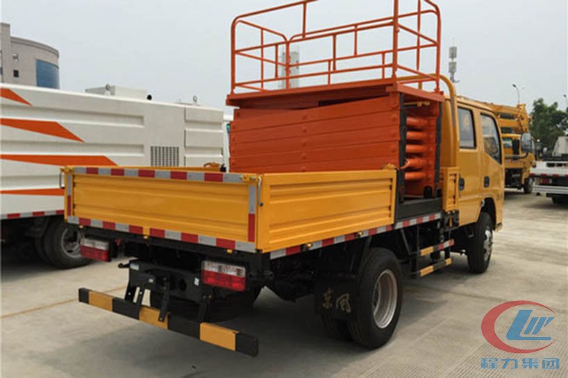 mg不朽情缘官网东风10米升降平台高空作业车侧面图