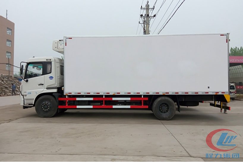 湖北mg不朽情缘官网东风天锦冷藏车侧面图