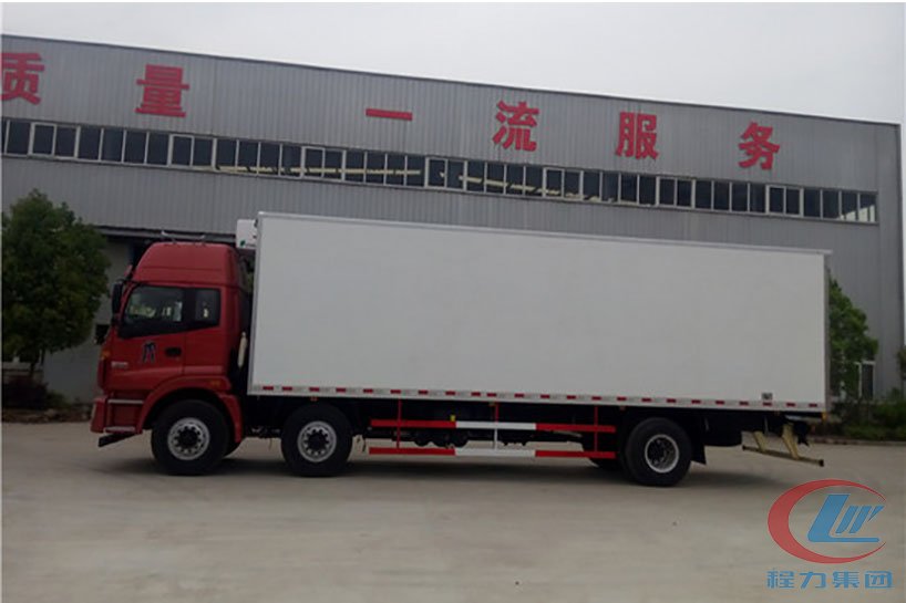 湖北mg不朽情缘官网福田欧曼小三轴冷藏车侧面图