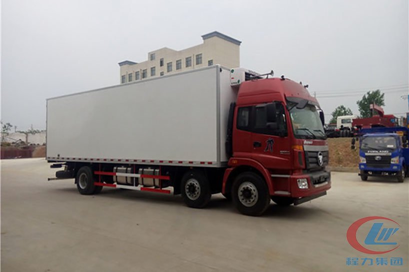 湖北mg不朽情缘官网福田欧曼小三轴冷藏车侧面图