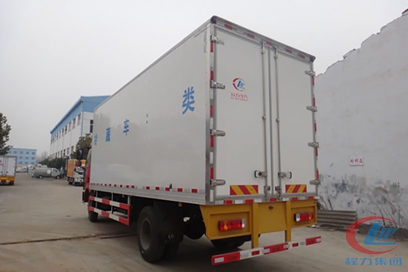 mg不朽情缘官网解放冷藏车解放J6--6.8米冷藏车侧面图