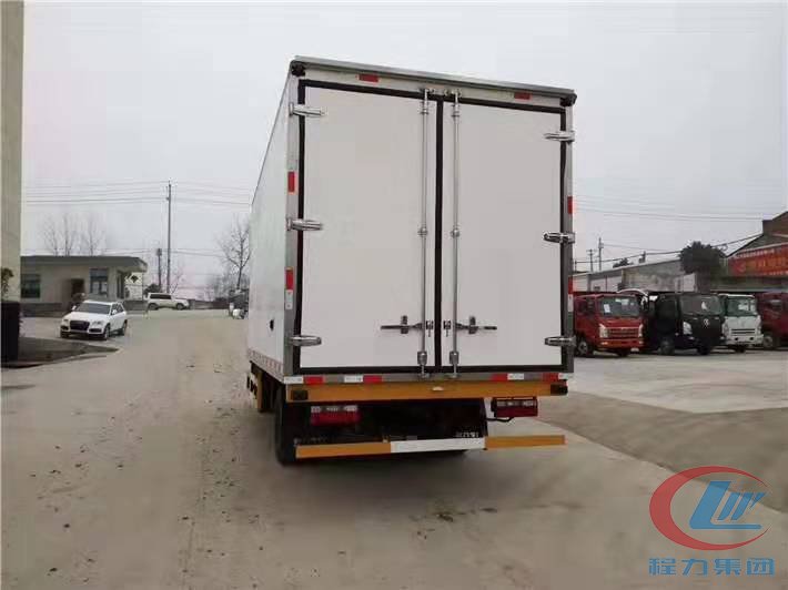 mg不朽情缘官网东风多利卡D7冷藏车