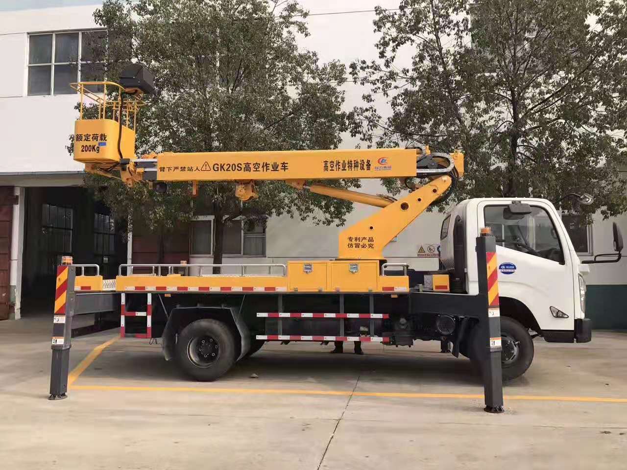 湖北mg不朽情缘官网江铃20米高空作业车侧面图