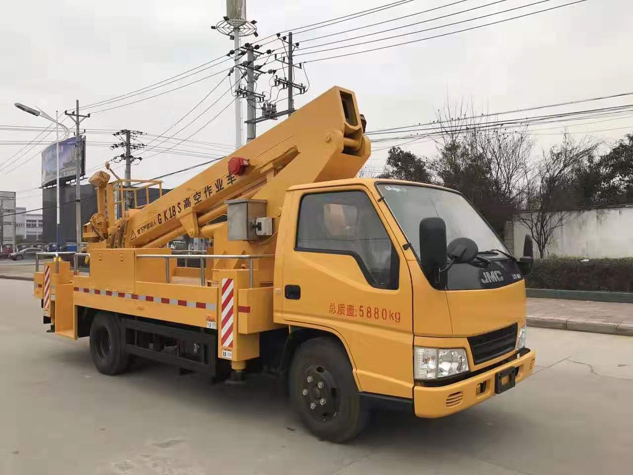 mg不朽情缘官网江铃18米高空作业车侧面图